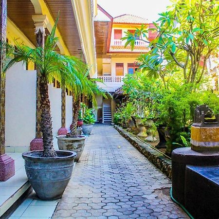Bali Manik Beach Inn Kuta Lombok Eksteriør bilde