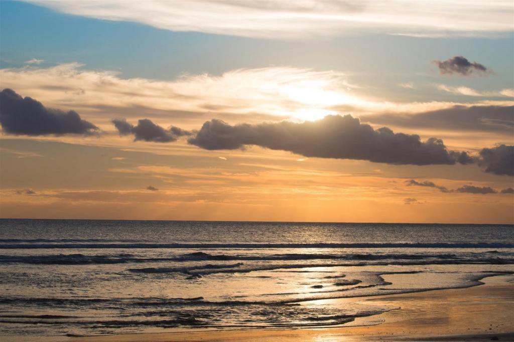 Bali Manik Beach Inn Kuta Lombok Eksteriør bilde